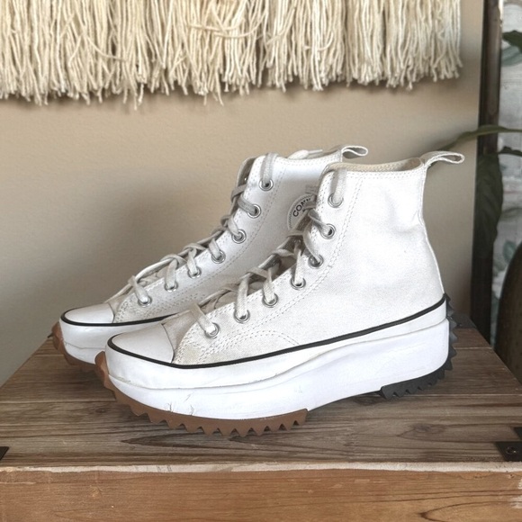 Converse Run Star Hike Hi Top Platform Sneaker - White / Black / Gum  Size 7.5 - Picture 1 of 16